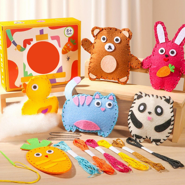 Set de cusut pentru copii – 6 papusi din fetru